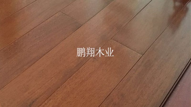 仓库软木地板施工，这些细节决定成败